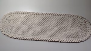 Trilho mesa crochê